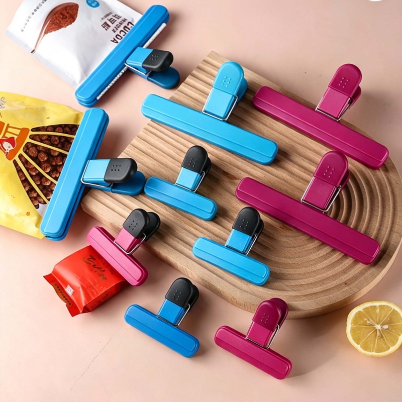 Kitchen Gadgets And Accessories - Набор из 4 портативных пластиковых зажимов